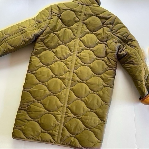 J.Crew Quilted Cocoon Puffer With PrimaLoft Jacket Coat Green - Picture 4 of 12